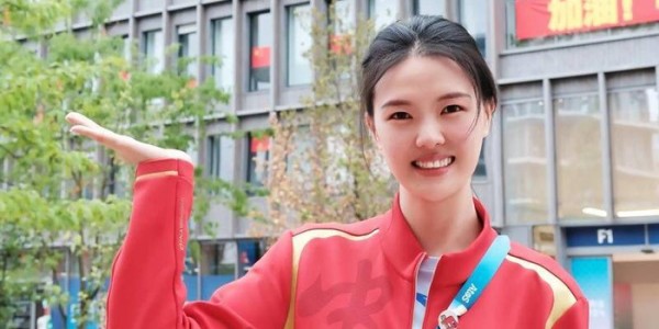 熊猫体育登录入口-中国女排五大美女盘点：第二名毫无争议，第一名出人意料|张常宁|惠若琪|李月明|郑益昕|赛场_新浪体育_新浪新闻