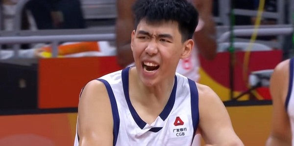 熊猫体育官方网站-随着广东赢球、北京落败，CBA又乱了！广东重回第三，北京第四