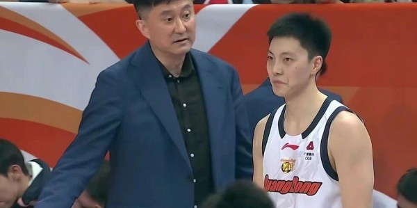 CBA最新消息！杜锋喜提新名号，山西男篮被处罚，北控有意换帅！
